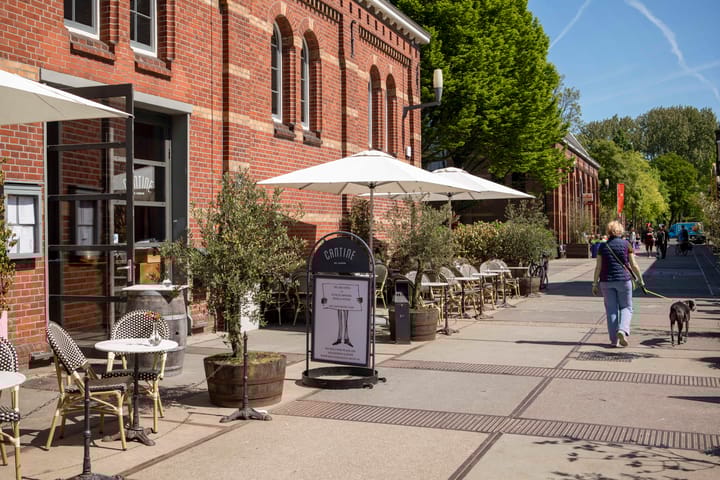 Photo 20 of Louise de Colignystraat 40-H