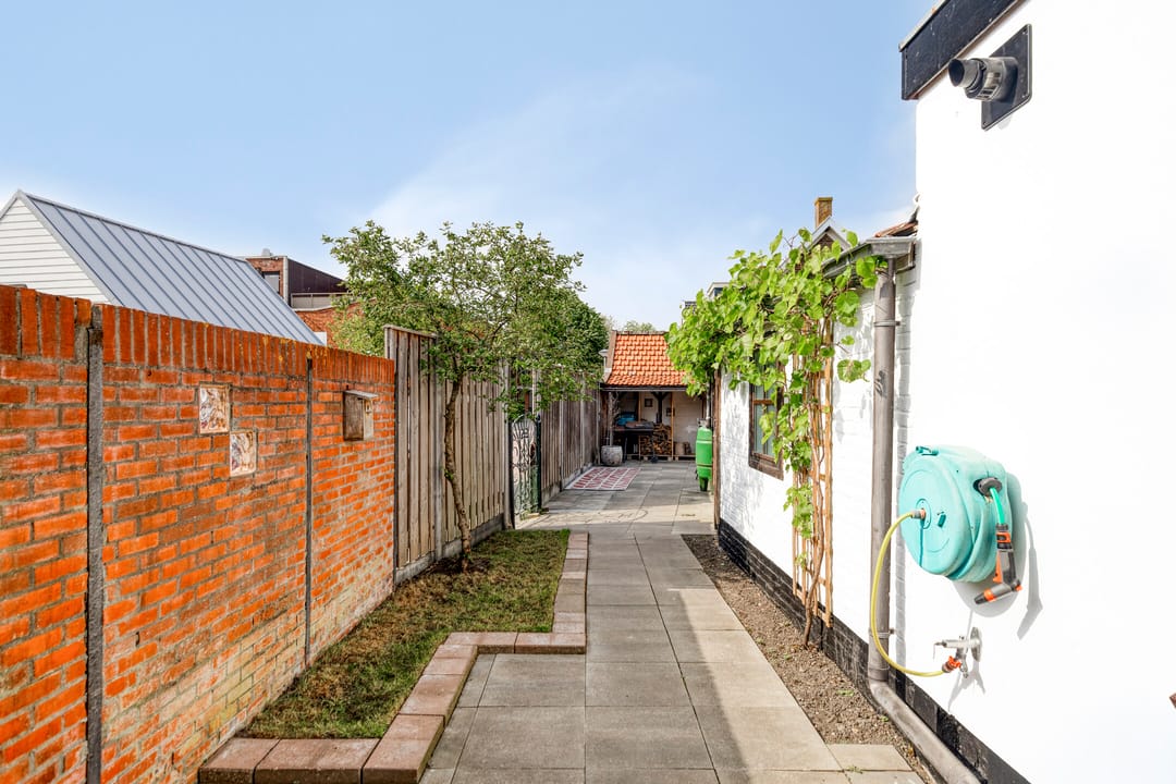 Photo 23 of Zuidvlietstraat 9