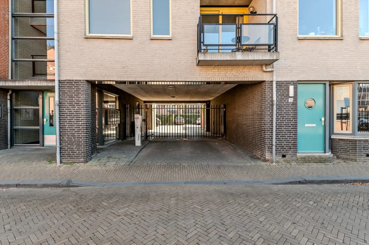 Foto 26 van Langestraat 8-03