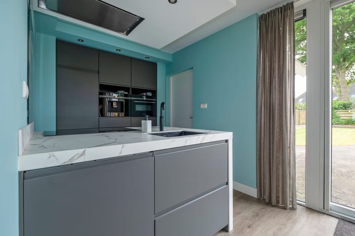 Foto 13 van Linderweg 10