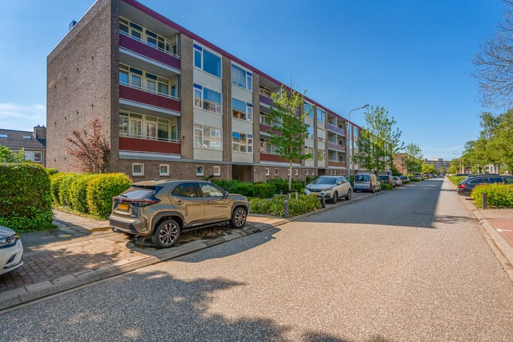 Foto 5 van Plutolaan 14