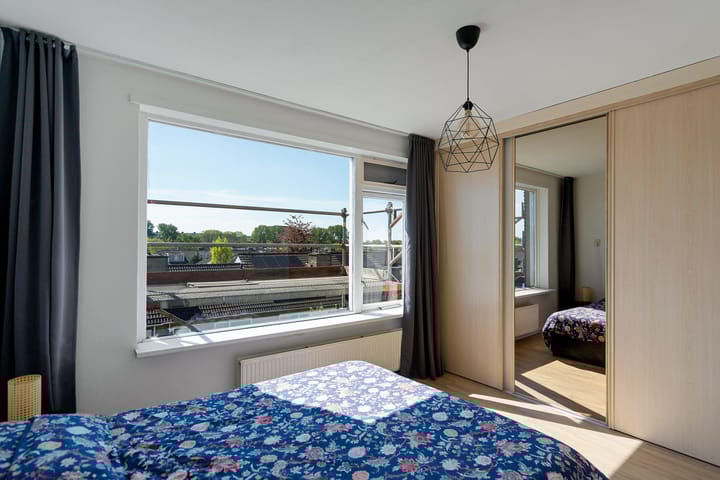 Foto 12 van Plutolaan 14