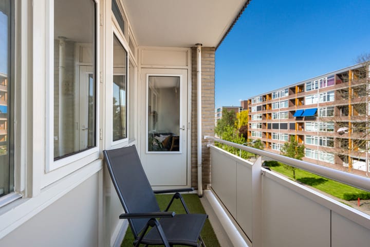 Foto 21 van Plutolaan 14