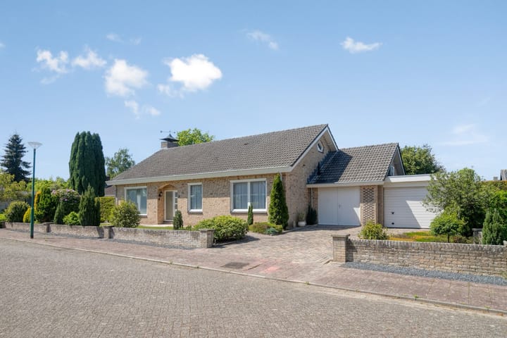 Foto 1 van Verheijen van Estveltstraat 1