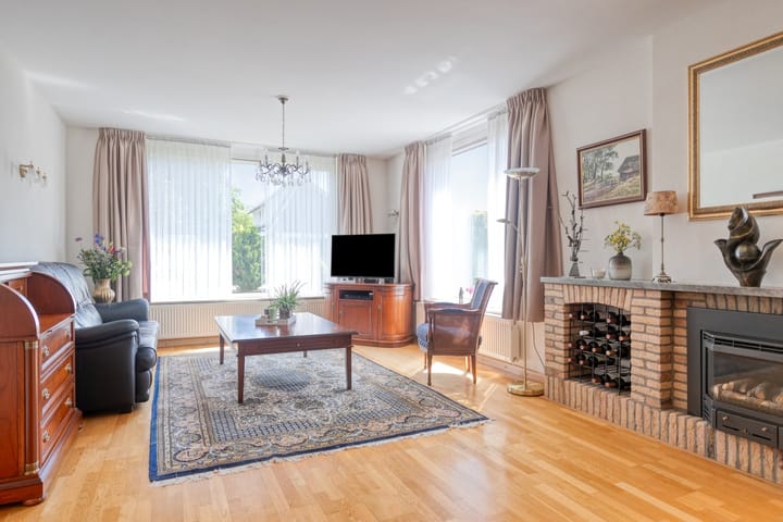 Foto 11 van Verheijen van Estveltstraat 1