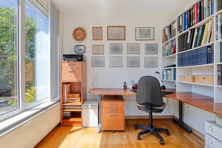 Foto 15 van Verheijen van Estveltstraat 1