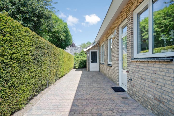 Foto 35 van Verheijen van Estveltstraat 1