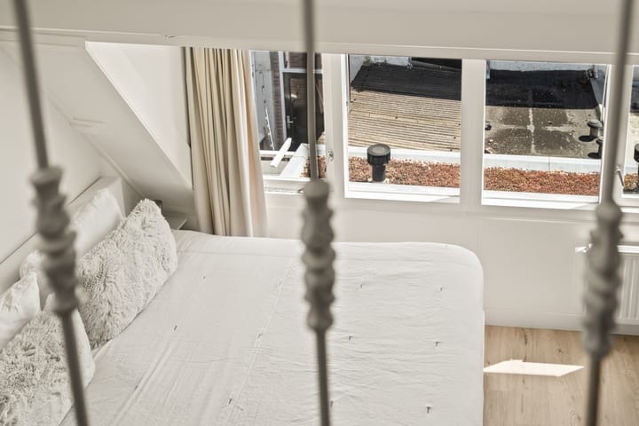 Foto 44 van Oudwijkerdwarsstraat 153