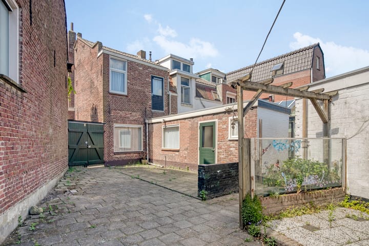 Foto 23 van Molenstraat 44