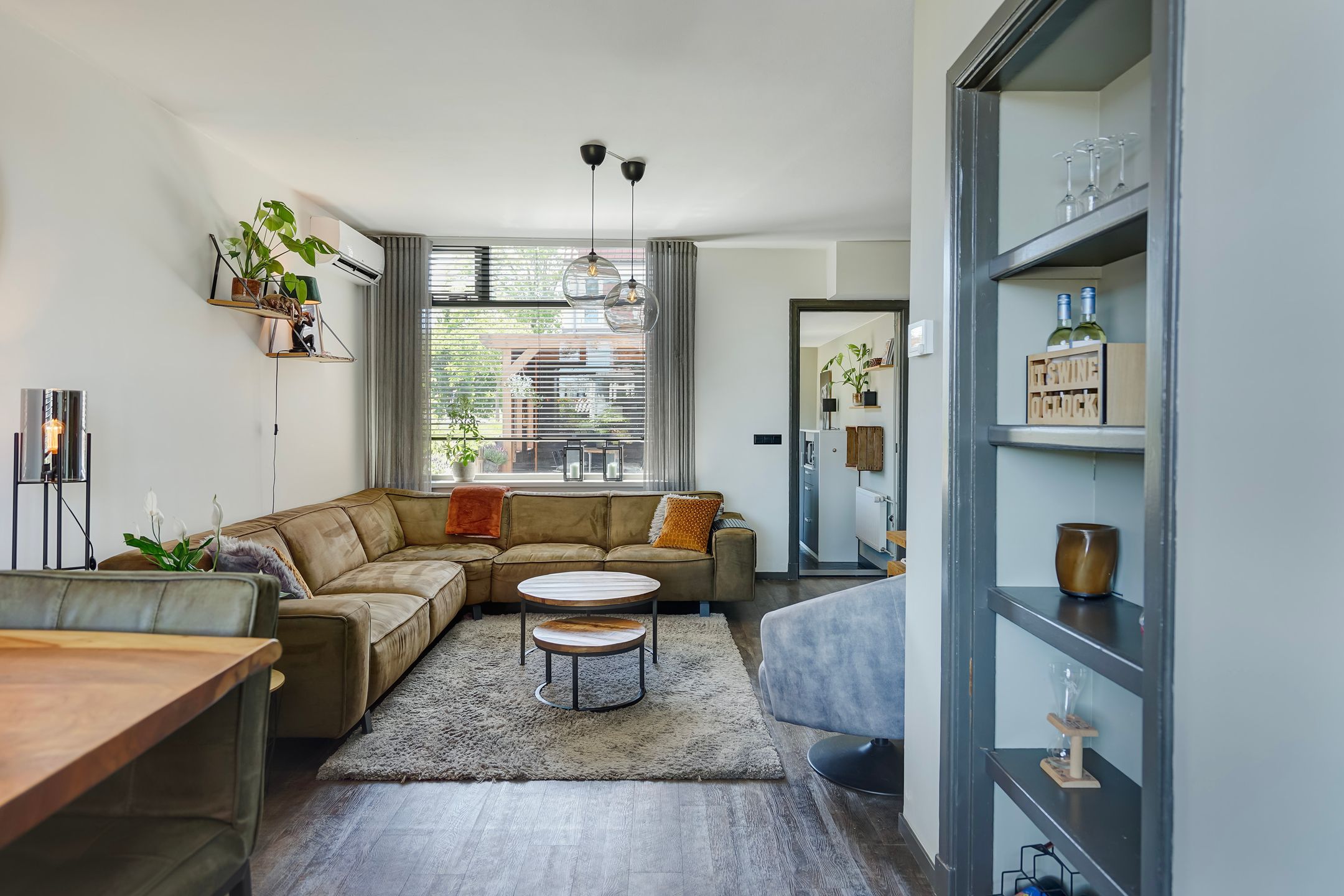 Photo 6 of Emmastraat 34