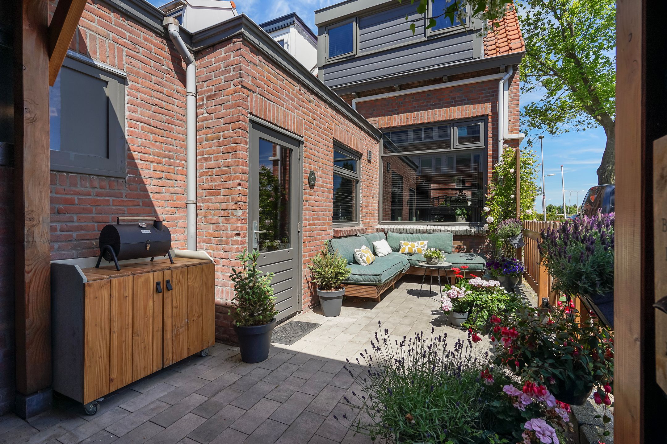 Photo 12 of Emmastraat 34