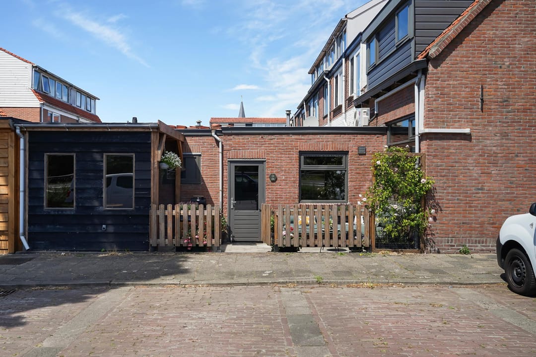 Photo 17 of Emmastraat 34