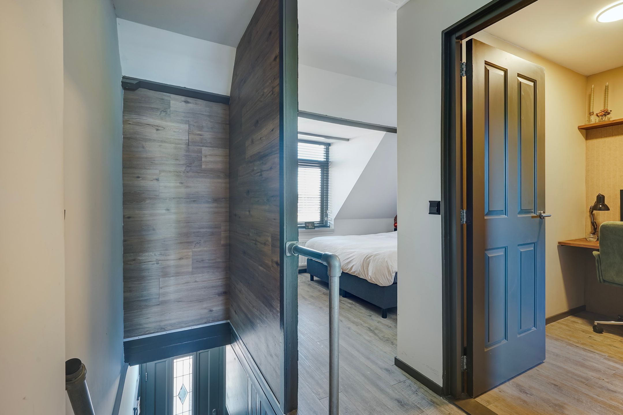 Photo 24 of Emmastraat 34