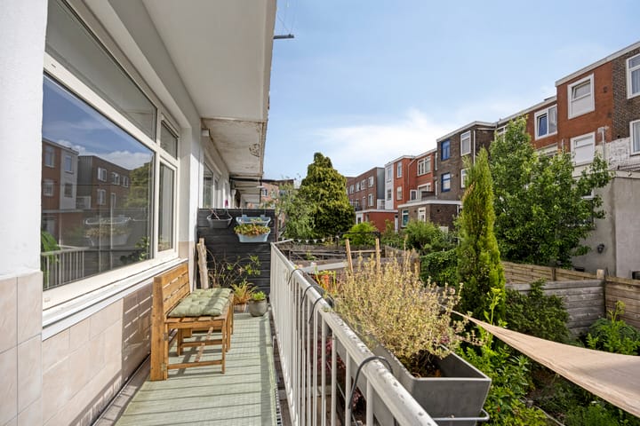 Foto 19 van Voltastraat 11-A