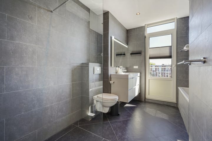 Foto 21 van Leeuwendaallaan 103