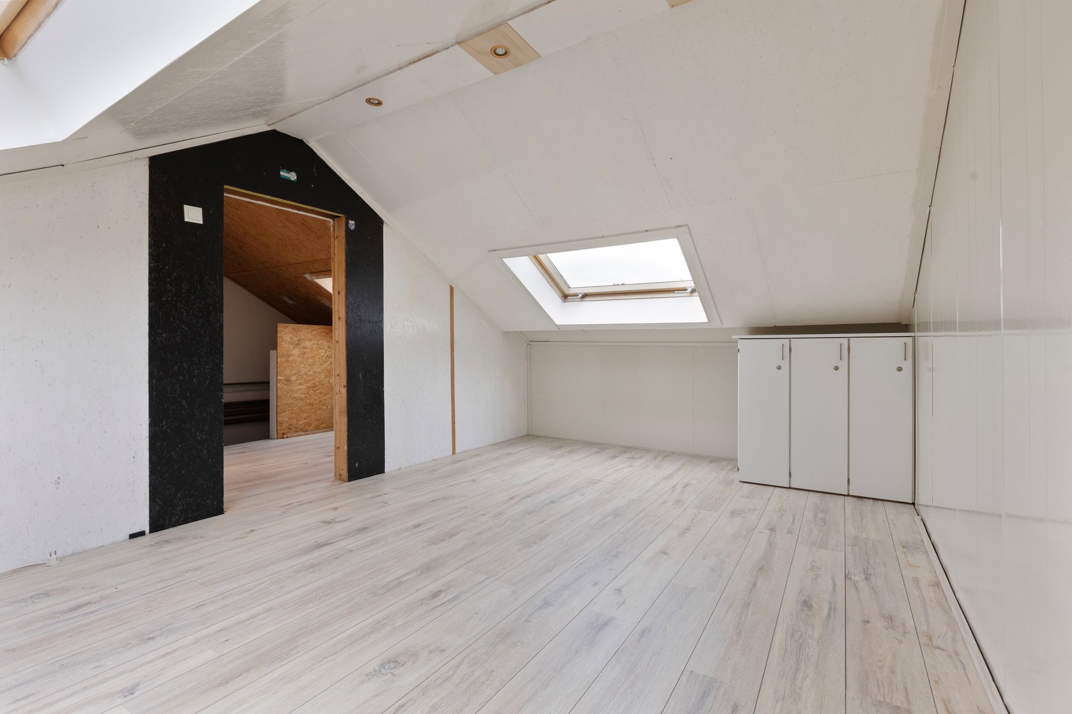 Photo 33 of Van Beethovenstraat 81