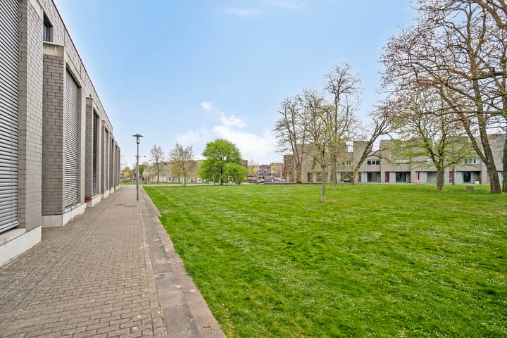 Foto 41 van Aldegondaplantsoen 15