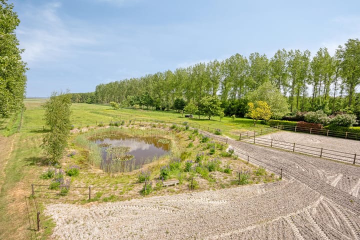 Foto 9 van Zuideind 13-A