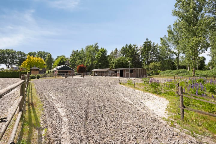 Foto 61 van Zuideind 13-A