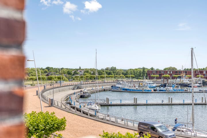 Photo 6 of Lelybaan 2