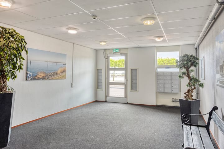 Photo 9 of Lelybaan 2