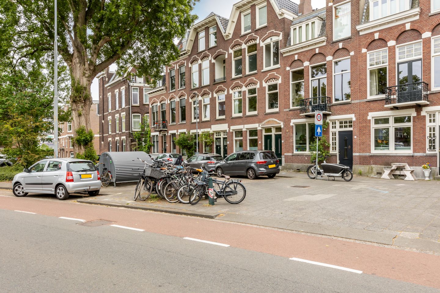 Foto 35 van Bergselaan 74-B