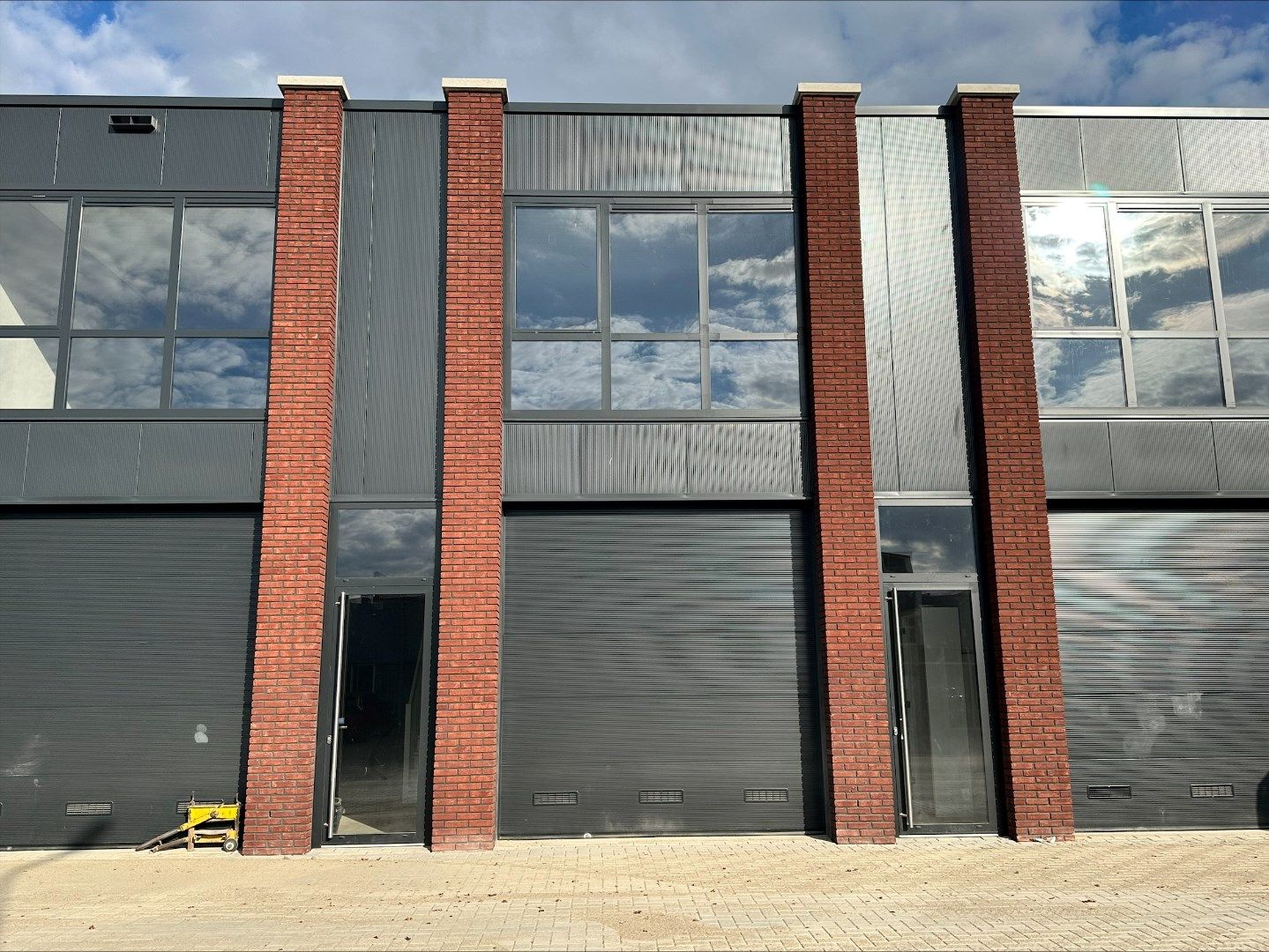 View photo 1 of L.J. Costerstraat 11-E