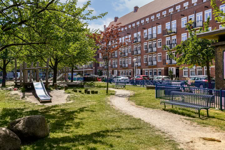 Photo 48 of Weissenbruchstraat 3