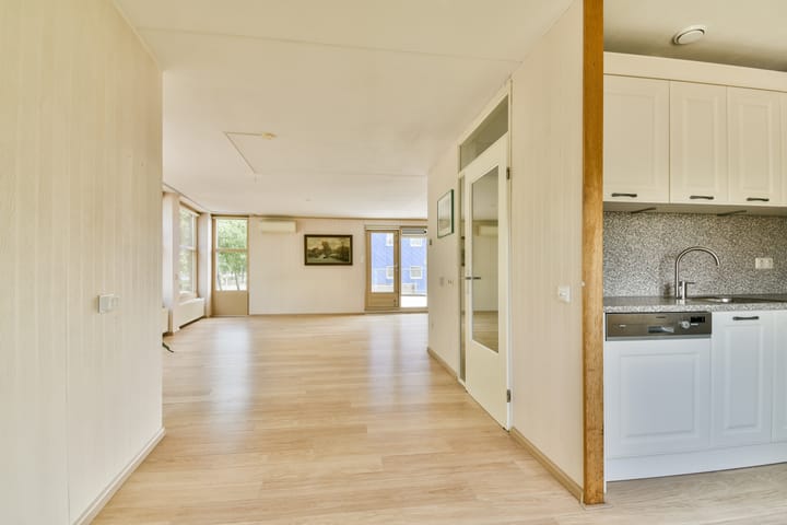 Photo 3 of van der Duynstraat 1-A