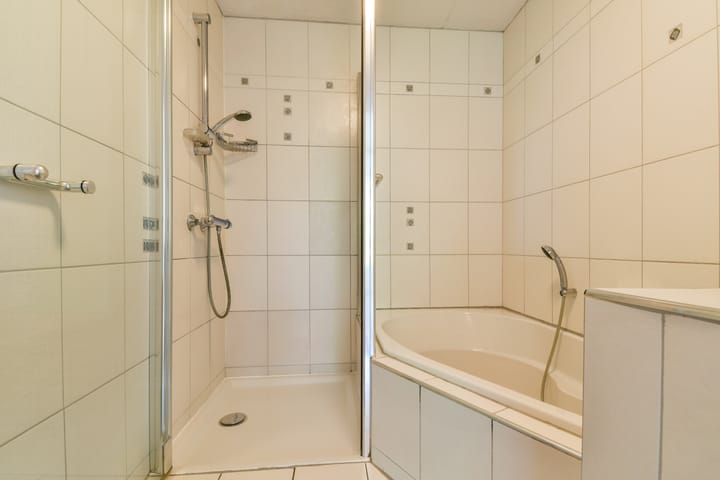 Photo 25 of van der Duynstraat 1-A