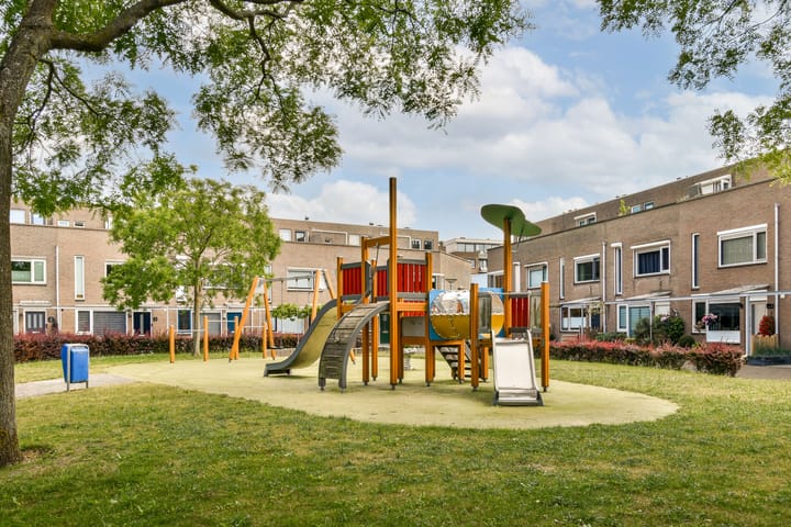 Photo 34 of van der Duynstraat 1-A