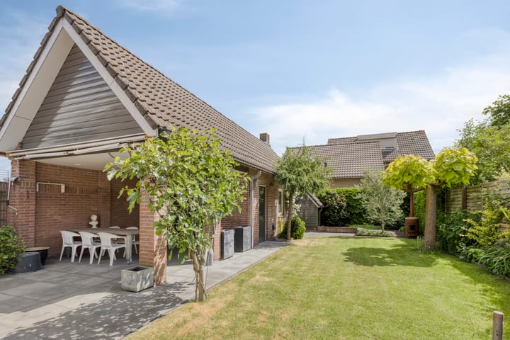 Photo 2 of Marcellis Gremmenstraat 8