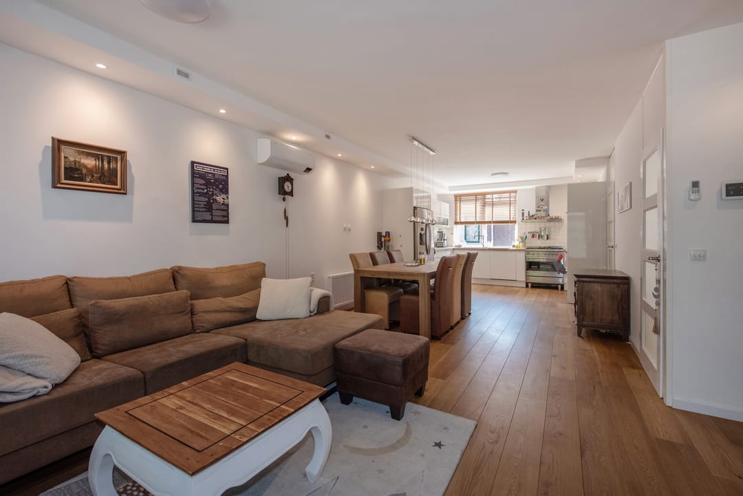 Photo 2 of Eisensteinstrook 48