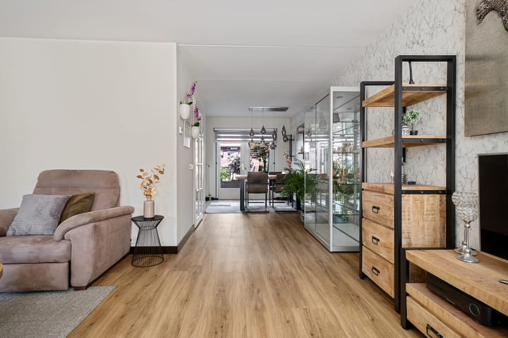 Foto 10 van Walhofstraat 36