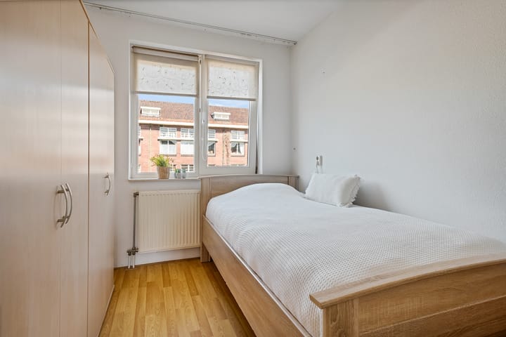 Foto 25 van Walhofstraat 36