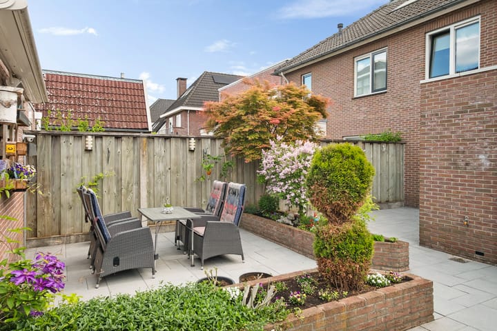 Foto 34 van Walhofstraat 36