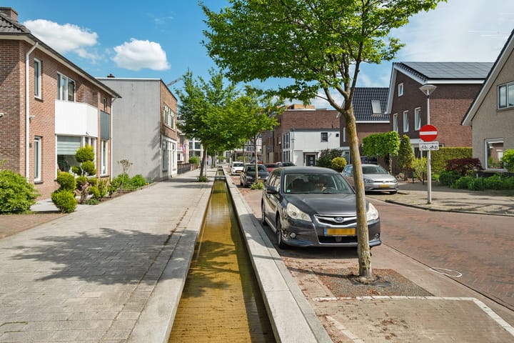 Foto 38 van Walhofstraat 36