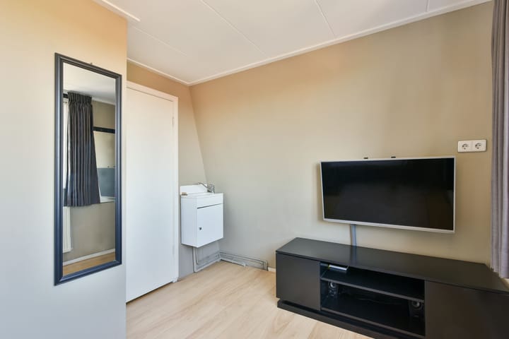 Foto 27 van Johan Messchaertstraat 11