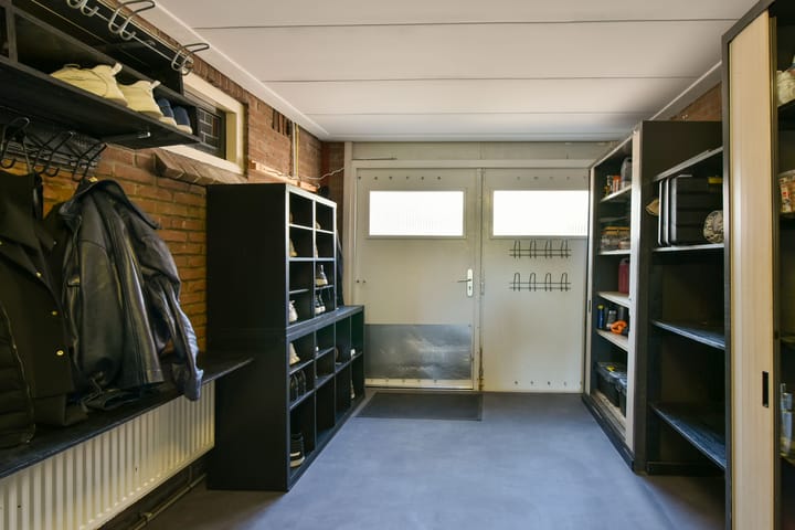 Foto 34 van Johan Messchaertstraat 11