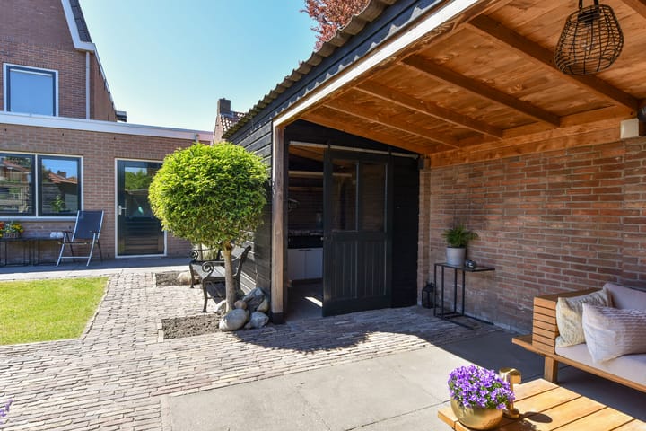 Foto 42 van Johan Messchaertstraat 11