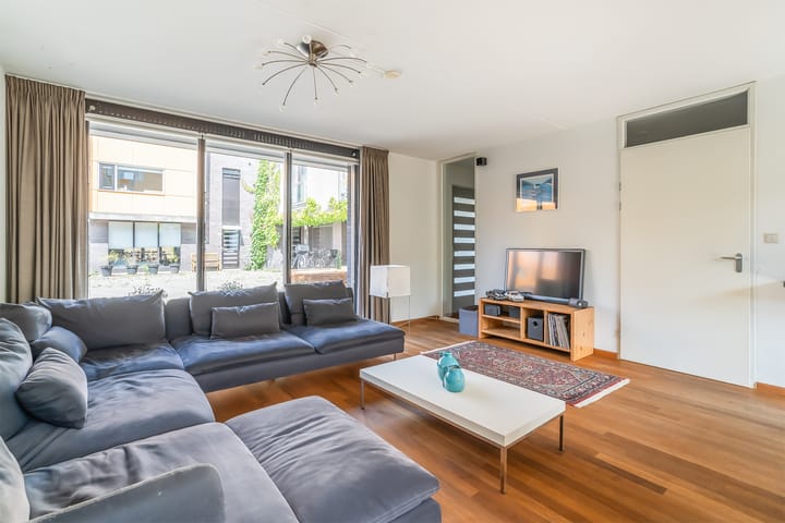 Foto 12 van Pieter de Hooghstraat 27