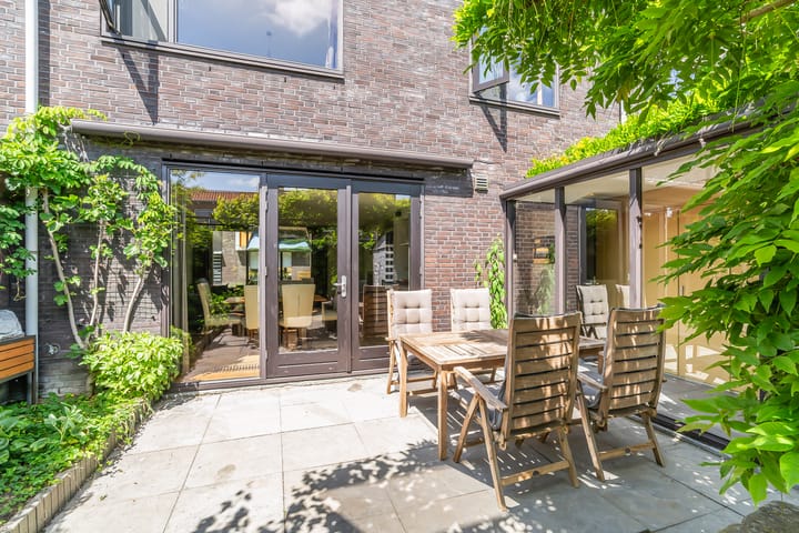 Foto 22 van Pieter de Hooghstraat 27