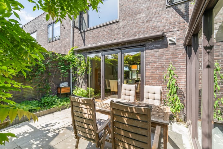 Foto 25 van Pieter de Hooghstraat 27