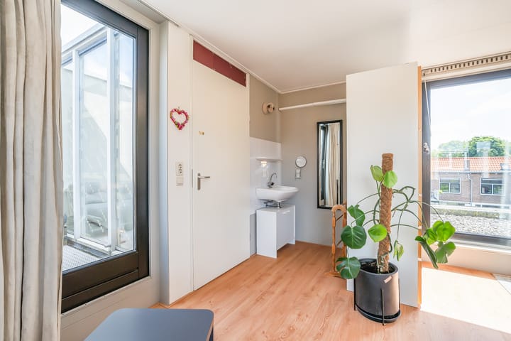 Foto 37 van Pieter de Hooghstraat 27