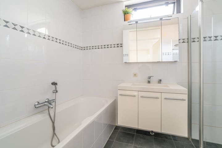 Foto 40 van Pieter de Hooghstraat 27