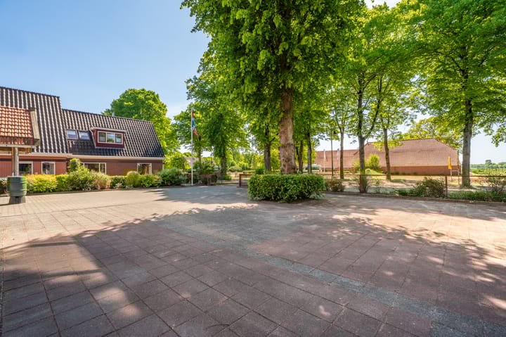 Photo 10 of Dorpsstraat 139