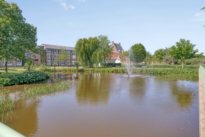 Foto 22 van Dr.van Helvoortstraat 28