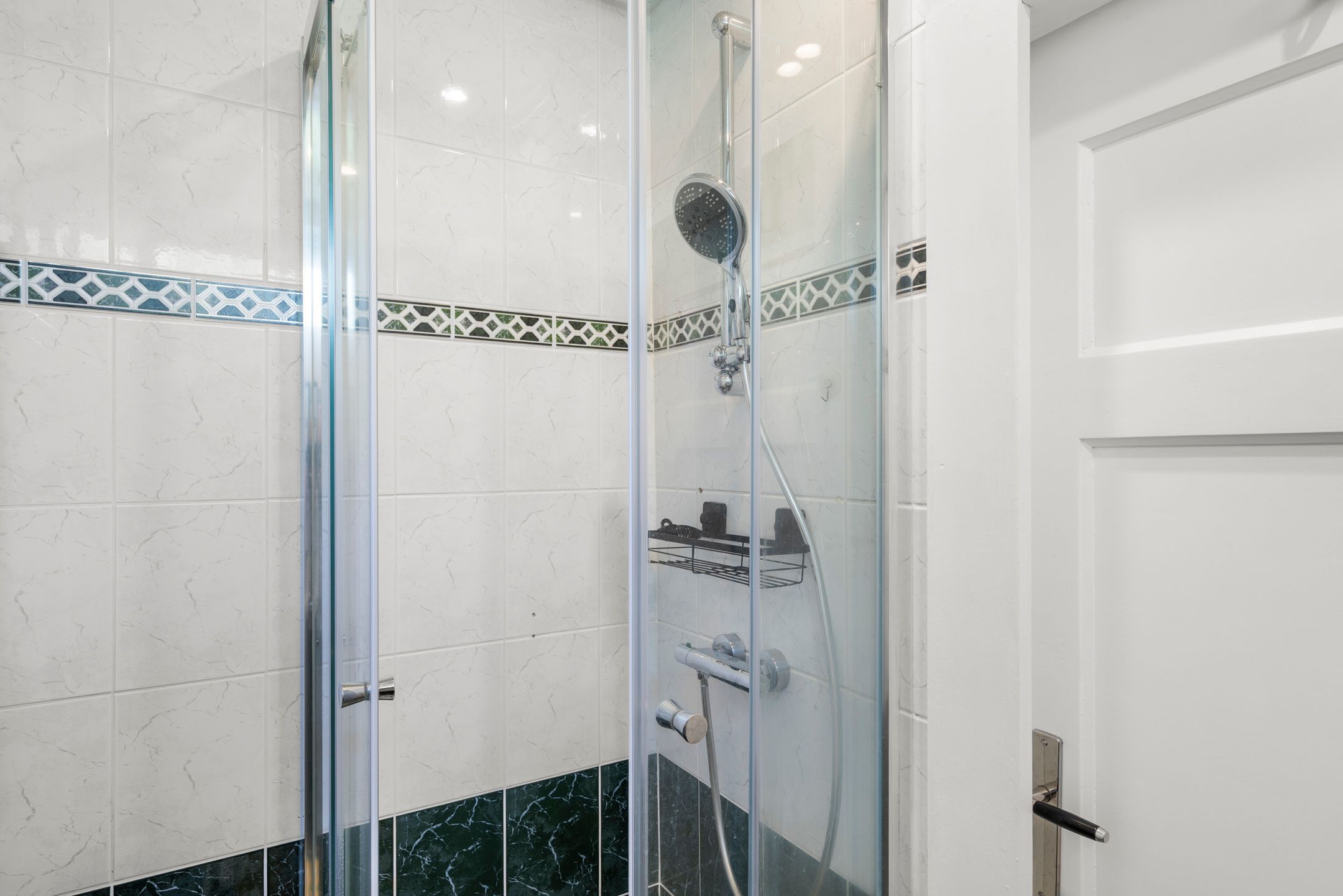 Foto 30 van Diedenweg 103-II