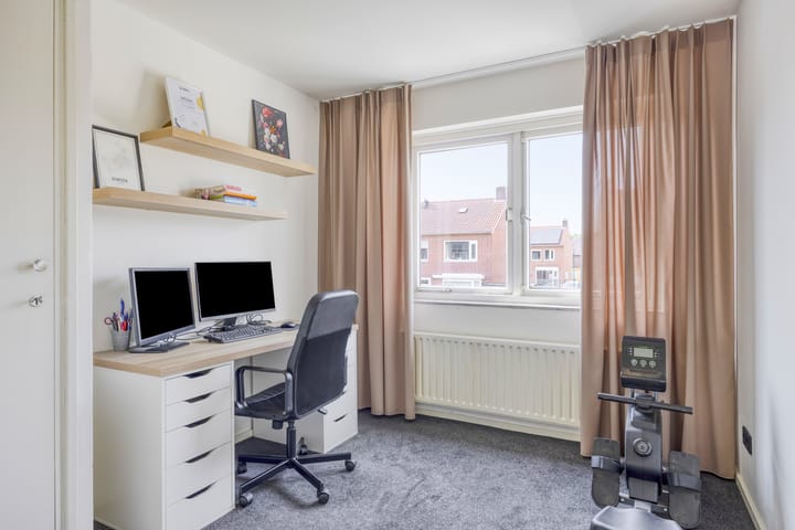 Foto 20 van Monseigneur van Enckevoirtstraat 10