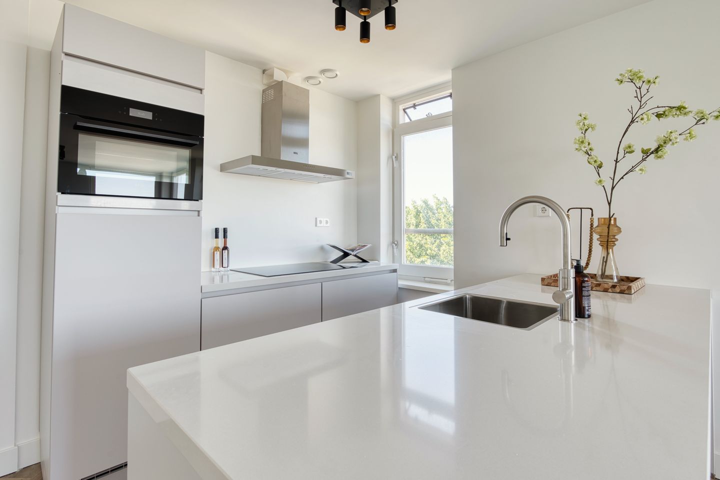 Photo 5 of Dr. Willem Dreesweg 363